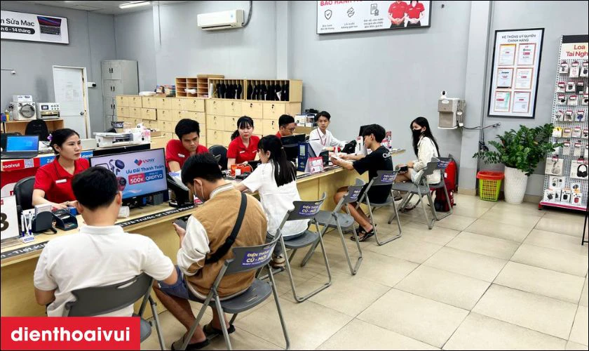 Dịch vụ thay m&agrave;n h&igrave;nh Vivo X60 ch&iacute;nh h&atilde;ng, lấy liền tại Điện Thoại Vui