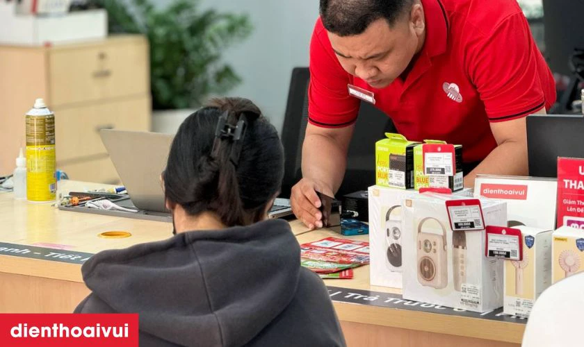 Quy tr&igrave;nh thay m&agrave;n h&igrave;nh Vivo X70 Pro Plus chuy&ecirc;n nghiệp lấy liền tại Điện Thoại Vui