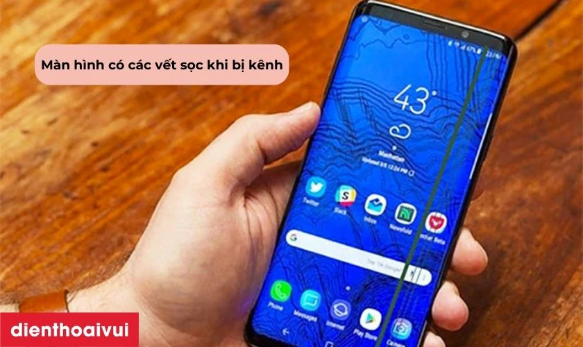 Màn hình bị k&ecirc;nh