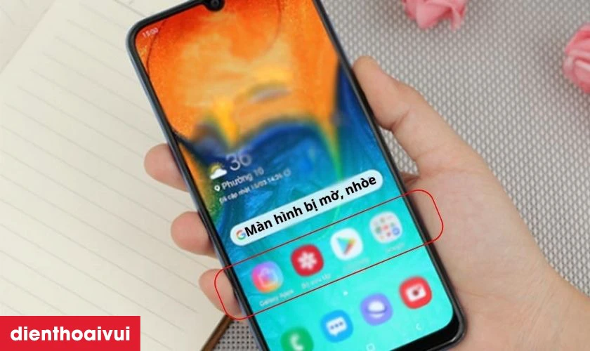 M&agrave;n h&igrave;nh bị mờ, nh&ograve;e l&agrave; dấu hiệu cần thay m&agrave;n h&igrave;nh Vivo Y01 mới