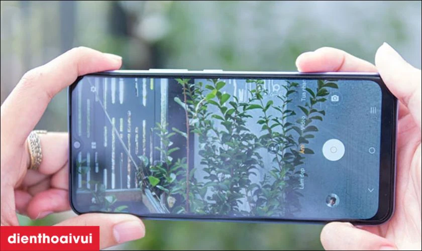 M&agrave;n h&igrave;nh Vivo Y02a hiển thị m&agrave;u sắc kh&ocirc;ng ch&iacute;nh x&aacute;c hoặc kh&ocirc;ng hiển thị g&igrave;