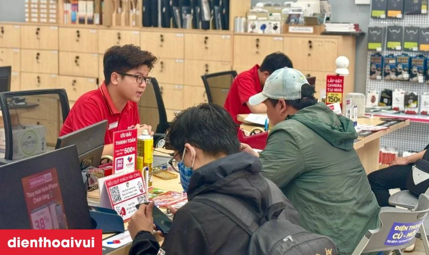 Dịch vụ thay m&agrave;n h&igrave;nh Vivo Y30 ch&iacute;nh h&atilde;ng, lấy liền tại Điện Thoại Vui