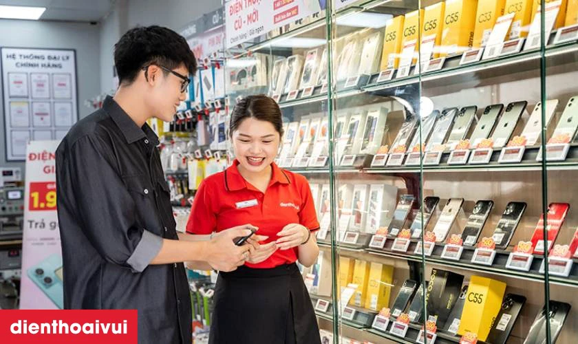 Dịch vụ thay m&agrave;n h&igrave;nh Vivo Y33 ch&iacute;nh h&atilde;ng, lấy liền tại Điện Thoại Vui
