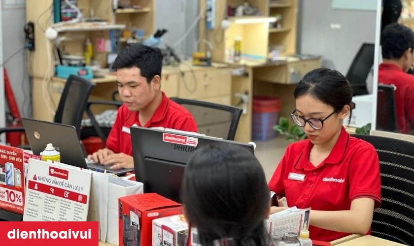 Địa chỉ thay m&agrave;n h&igrave;nh Vivo Y33e ở đ&acirc;u uy t&iacute;n, lấy liền lại TPHCM v&agrave; H&agrave; Nội