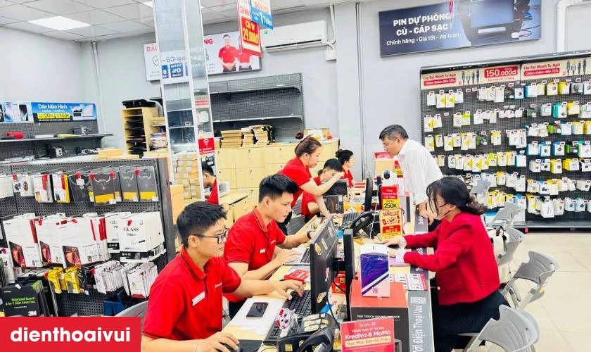 Cửa h&agrave;ng thay m&agrave;n h&igrave;nh Vivo Y33S ở đ&acirc;u uy t&iacute;n
