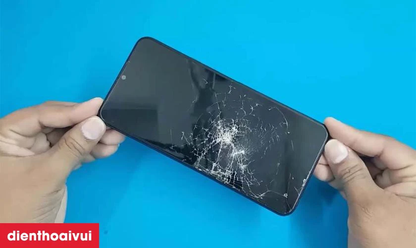 Các dấu hiệu nhận biết bạn cần thay màn hình Vivo Y35 Plus mới