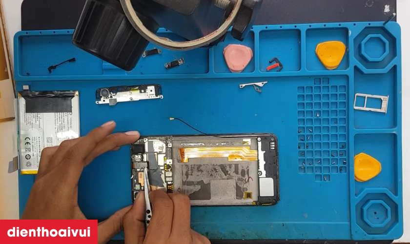 C&aacute;c dấu hiệu bạn cần thay m&agrave;n h&igrave;nh Vivo Y55a mới