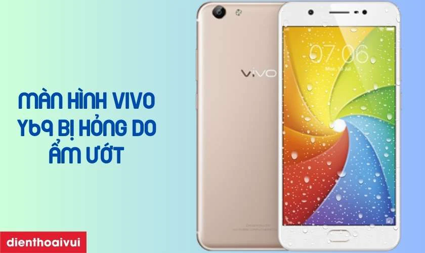 M&agrave;n h&igrave;nh bị hỏng do ẩm ướt