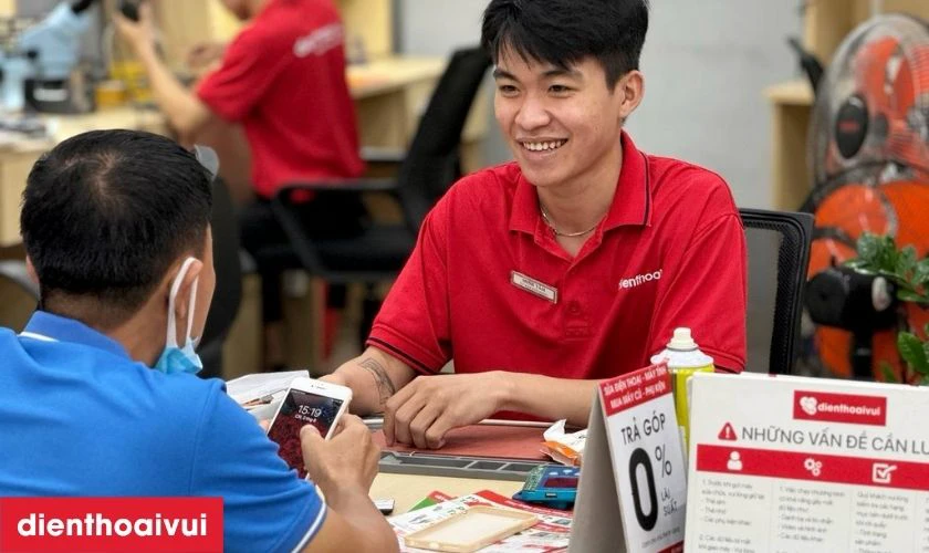 Cửa h&agrave;ng thay m&agrave;n h&igrave;nh Vivo Y7 ch&iacute;nh h&atilde;ng, lấy liền tại Điện Thoại Vui