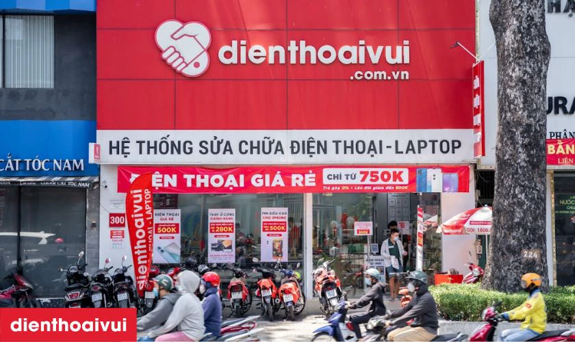 Dịch vụ thay m&agrave;n h&igrave;nh Vivo Y73s ch&iacute;nh h&atilde;ng, lấy liền tại Điện Thoại Vui