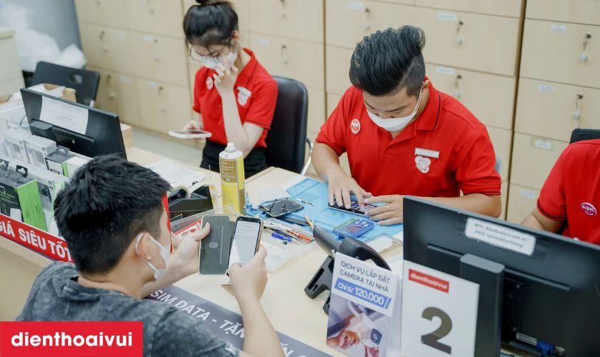 Quy tr&igrave;nh thay m&agrave;n h&igrave;nh Vivo Y75 5G ch&iacute;nh h&atilde;ng GENA loại Pro minh bạch, lấy liền