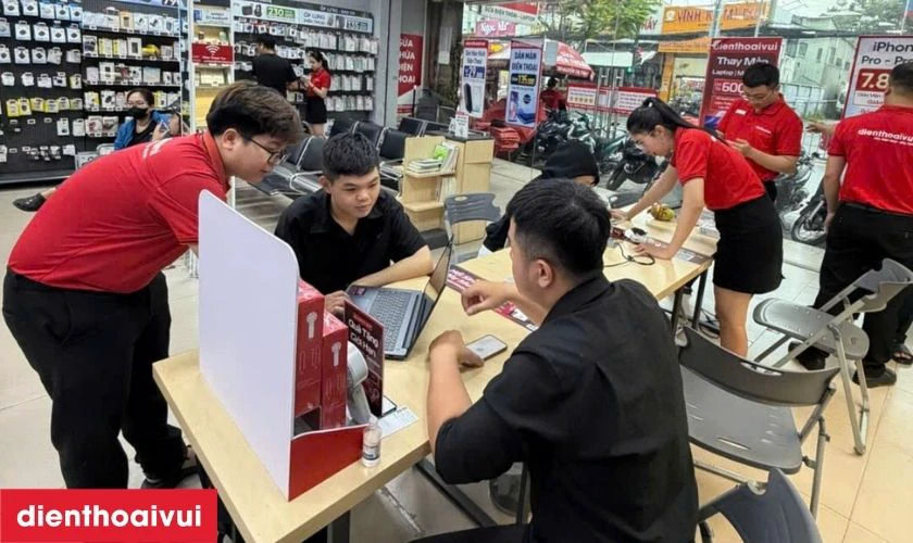 Thay m&agrave;n h&igrave;nh Vivo Y91i ở đ&acirc;u uy t&iacute;n?