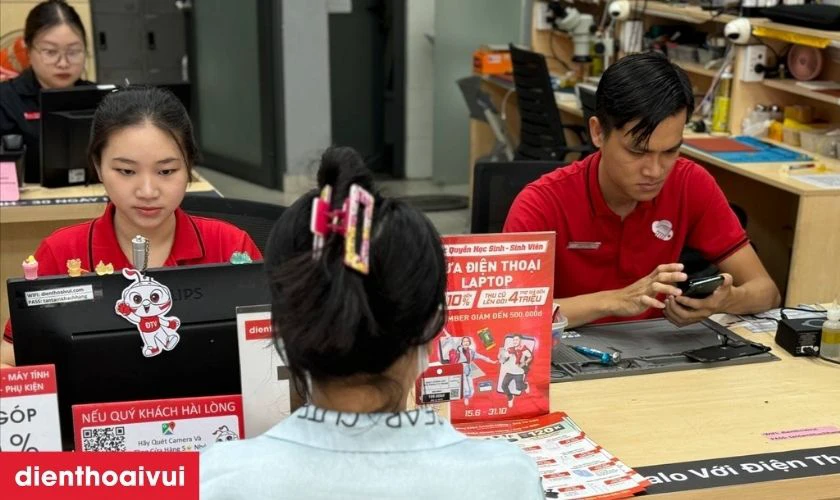 Dịch vụ thay m&agrave;n h&igrave;nh Vivo Y93s ch&iacute;nh h&atilde;ng, lấy liền tại Điện Thoại Vui