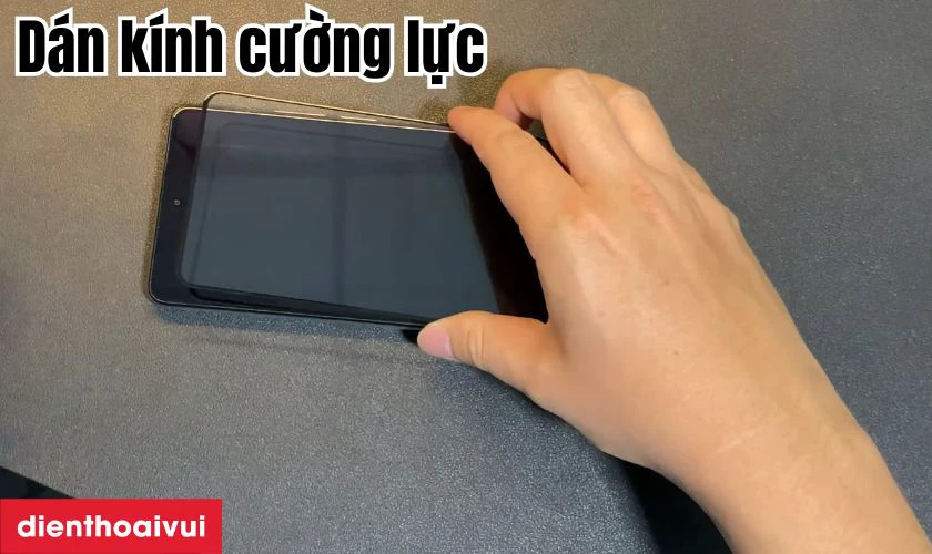 Dán kính cường lực cho màn hình