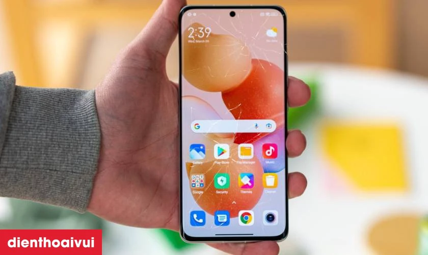 Dấu hiệu cần thay m&agrave;n h&igrave;nh Xiaomi 12X