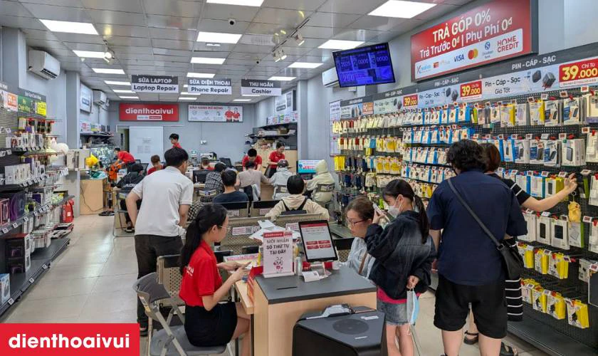 Kh&aacute;ch h&agrave;ng được tư vấn về c&aacute;ch bảo quản, nhận th&ocirc;ng tin bảo h&agrave;nh v&agrave; ho&agrave;n tất thanh to&aacute;n tại quầy
