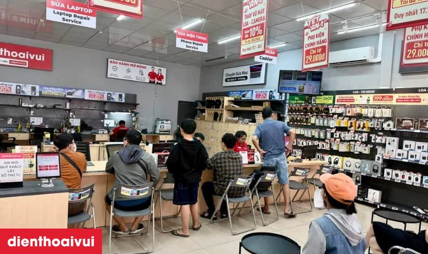 Dịch vụ thay m&agrave;n h&igrave;nh Xiaomi ở đ&acirc;u uy t&iacute;n