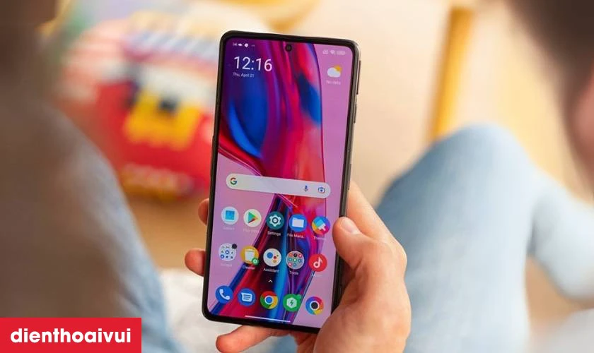 C&oacute; n&ecirc;n thay m&agrave;n h&igrave;nh Xiaomi Poco F3 GT kh&ocirc;ng