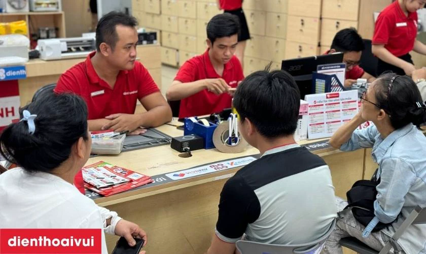 Địa chỉ thay m&agrave;n h&igrave;nh Xiaomi Poco F6 Pro 5G ở đ&acirc;u uy t&iacute;n, lấy liền lại TPHCM v&agrave; H&agrave; Nội