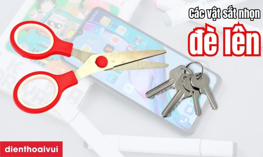 Nguy&ecirc;n nh&acirc;n hư hỏng m&agrave;n h&igrave;nh Xiaomi Poco M5
