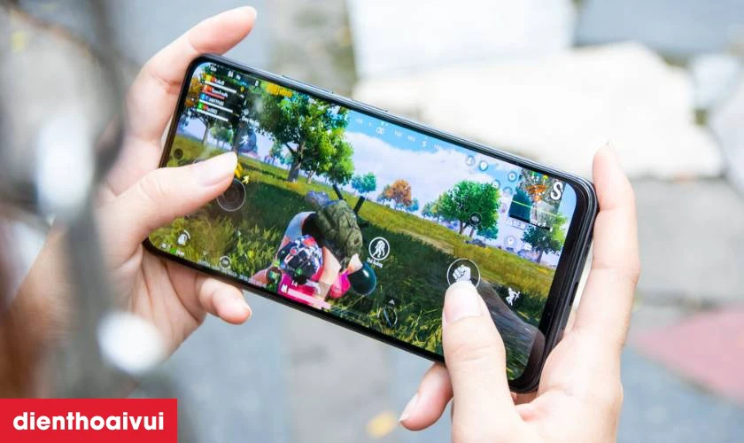 C&oacute; n&ecirc;n thay m&agrave;n h&igrave;nh Xiaomi Poco X5 kh&ocirc;ng