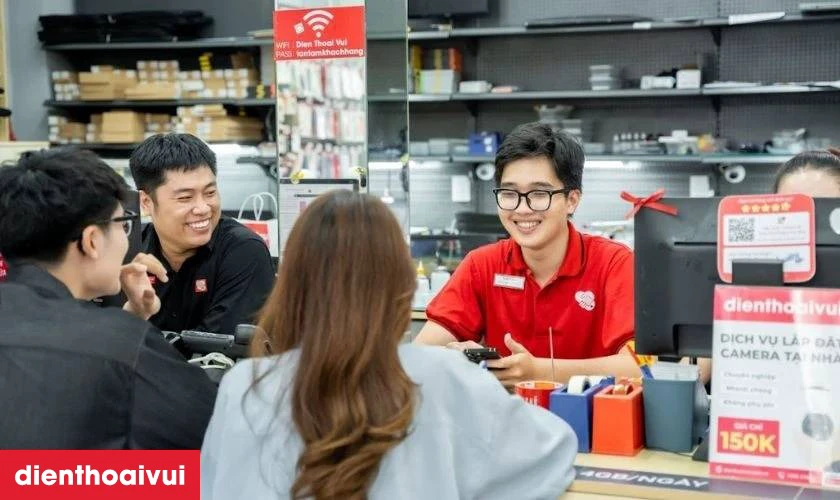 Quy tr&igrave;nh thay m&agrave;n h&igrave;nh Xiaomi Poco X5 chuy&ecirc;n nghiệp lấy liền tại Điện Thoại Vui