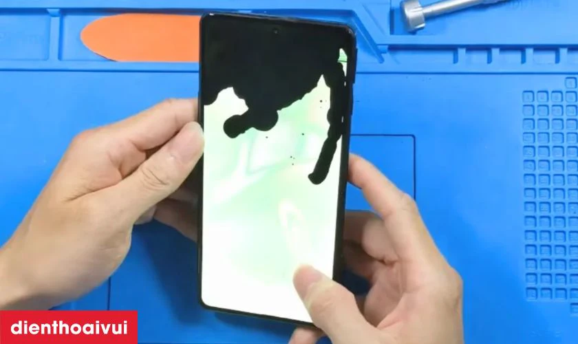 Dấu hiệu cần thay m&agrave;n h&igrave;nh Xiaomi mới