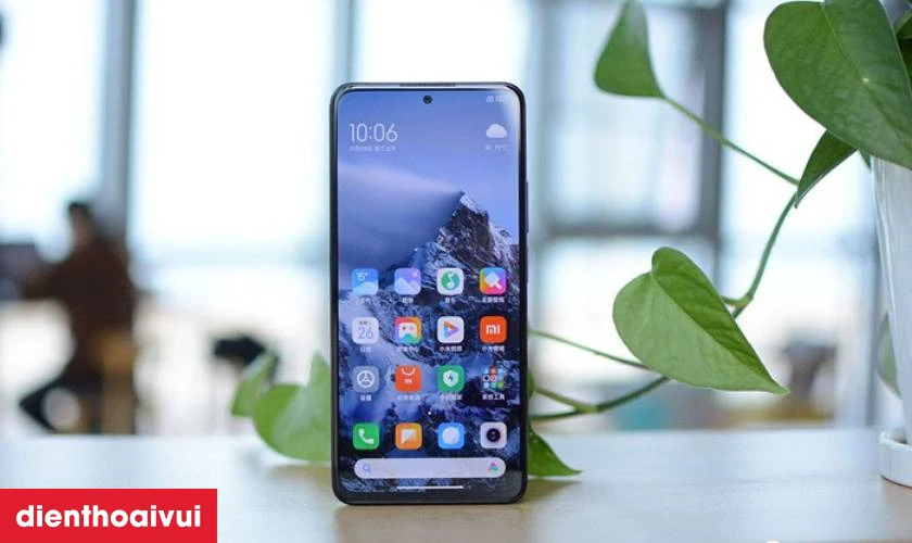 Giới thiệu màn hình điện thoại Xiaomi Redmi Note 11 Pro Plus