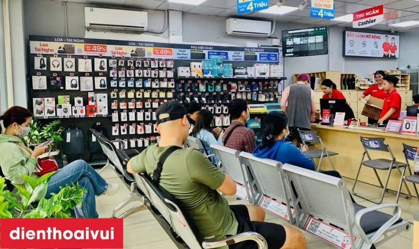 Địa chỉ thay k&iacute;nh cảm ứng OPPO R5 Plus ở đ&acirc;u uy t&iacute;n, lấy liền lại TPHCM v&agrave; H&agrave; Nội