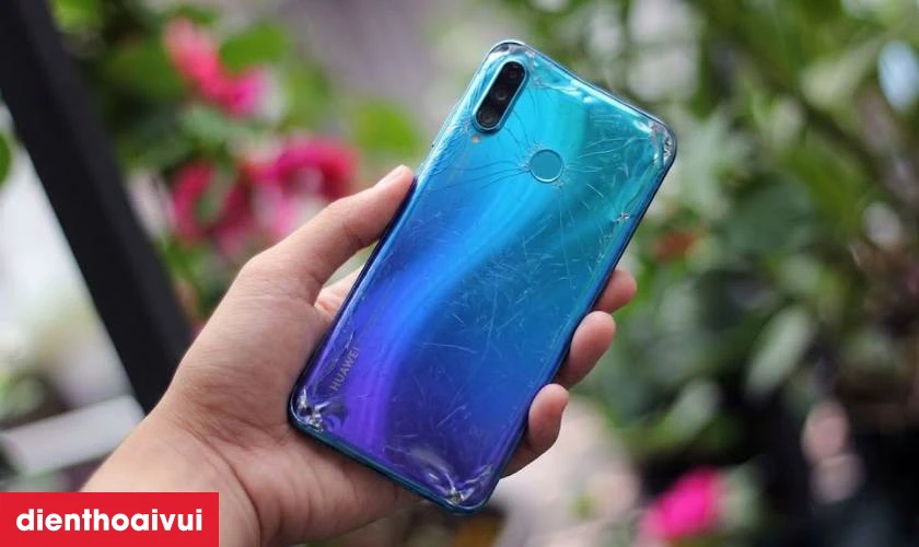 Thay kính lưng Huawei P30 Lite
