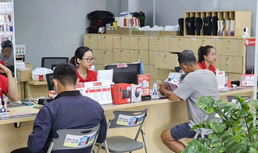 Sửa chữa điện thoại OPPO tại Điện Thoại Vui gi&aacute; tốt, uy t&iacute;n