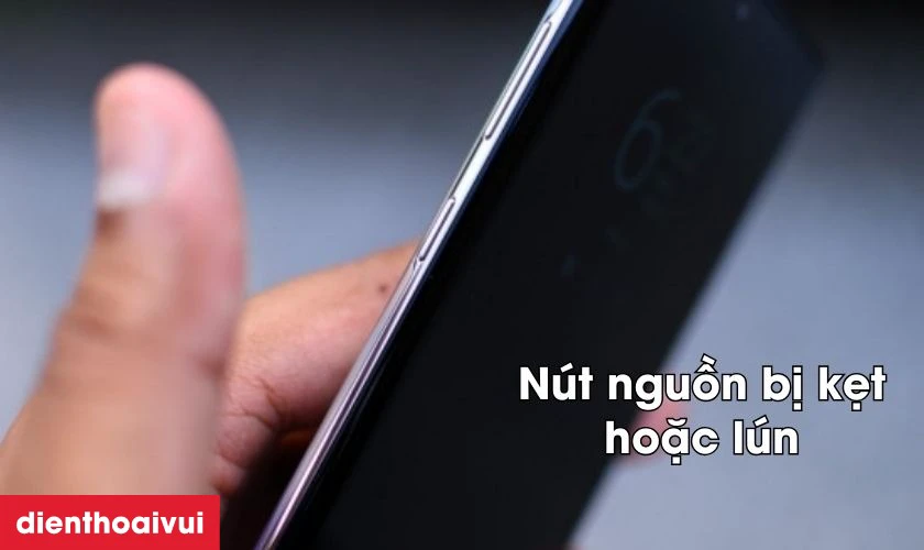 N&uacute;t nguồn bị kẹt hoặc l&uacute;n cần thay mới