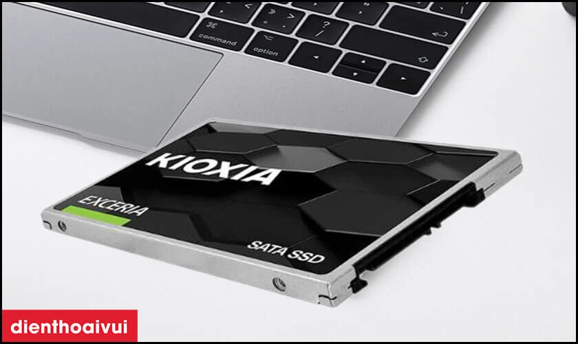 SSD KIOXIA EXCERIA R550 SATA3 240GB t&iacute;ch hợp nhiều t&iacute;nh năng hiện đại