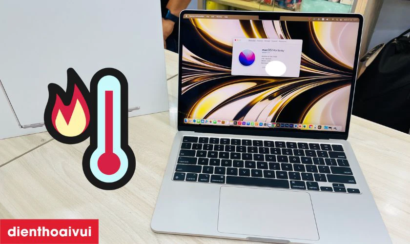 Kh&ocirc;ng n&ecirc;n để pin MacBook bị n&oacute;ng