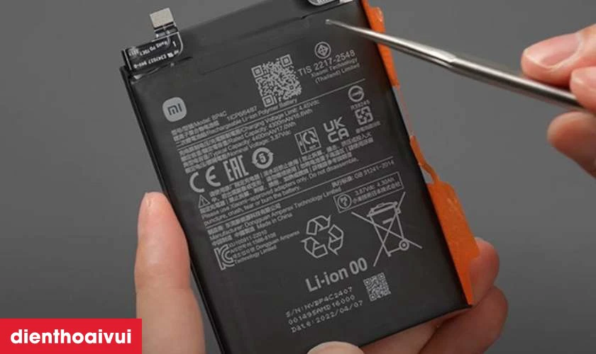 Khi n&agrave;o cần thay pin điện thoại Xiaomi?