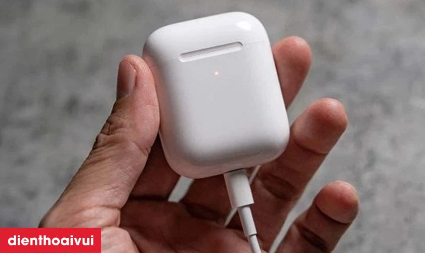 Nguy&ecirc;n nh&acirc;n pin hộp đựng tai nghe AirPods Pro bị hư