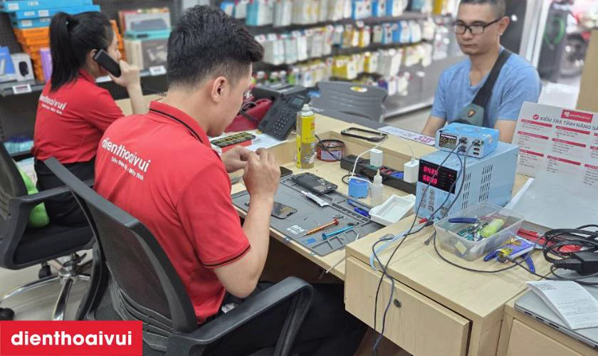 C&oacute; n&ecirc;n thay pin Huawei Honor 7X ch&iacute;nh h&atilde;ng Orizin kh&ocirc;ng?
