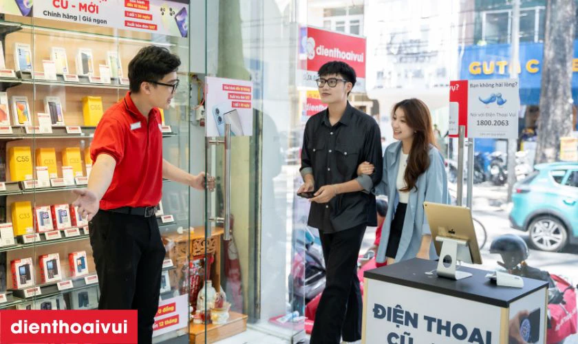Tiếp nhận điện thoại gặp lỗi pin
