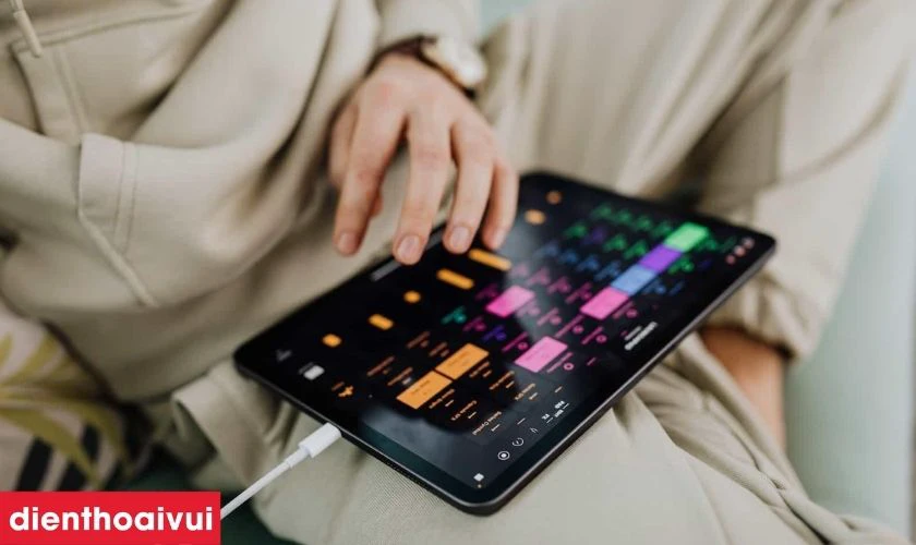 Nguy&ecirc;n nh&acirc;n khiến pin iPad 12.9 2018 nhanh hỏng&nbsp;