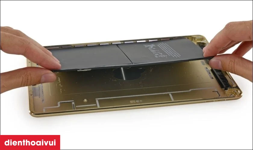 Pin Vmas l&agrave; lựa chọn tốt nhất để thay thế cho iPad Air 2