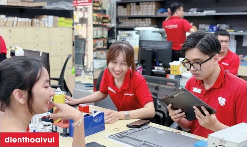 Dịch vụ thay pin iPad lấy liền tại Điện Thoại Vui
