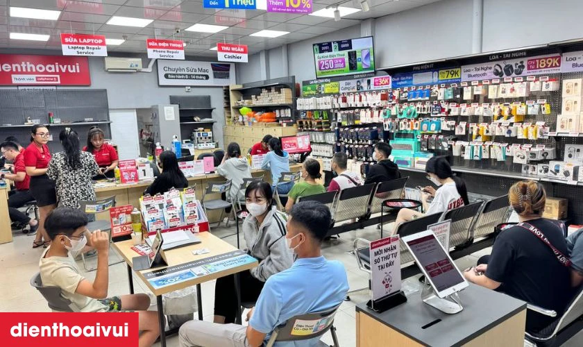 Thay pin iPad Air 6 M2 13 2024 ch&iacute;nh h&atilde;ng Vmas đến ngay Điện Thoại Vui
