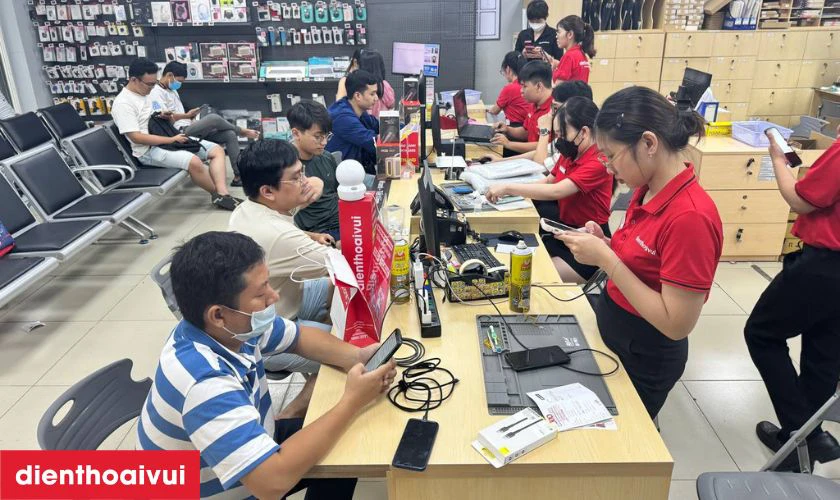 Cửa h&agrave;ng thay pin iPad Gen 8 2020 ch&iacute;nh h&atilde;ng Vmas ở đ&acirc;u uy t&iacute;n, lấy liền lại TPHCM v&agrave; H&agrave; Nội