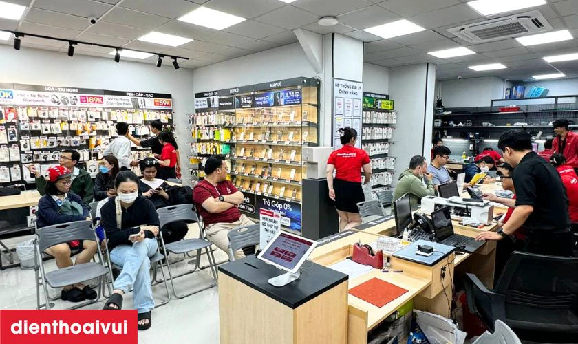 Dịch vụ thay pin iPad Pro 11 2018 ch&iacute;nh h&atilde;ng Vmas lấy liền tại Điện Thoại Vui