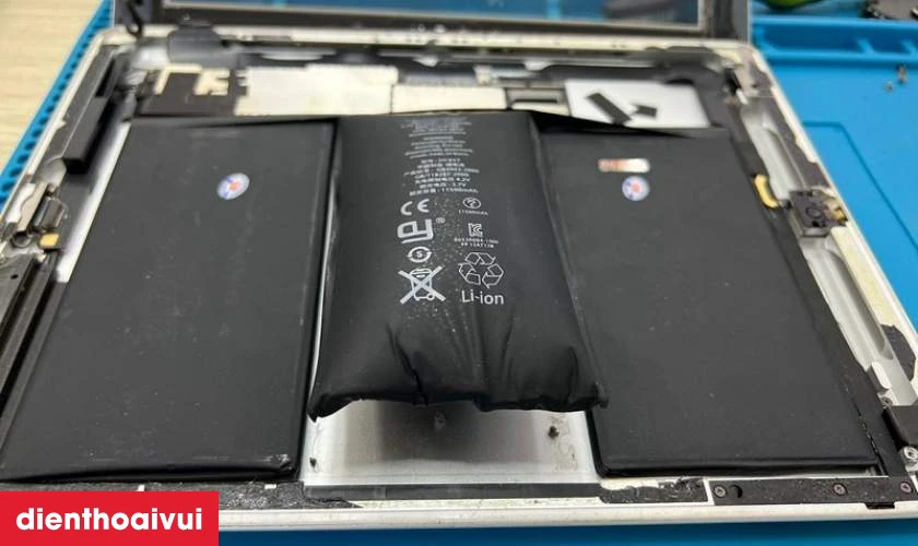 Nguyên nhân pin iPad Pro 12.9 2021 bị chai phòng và hư hỏng
