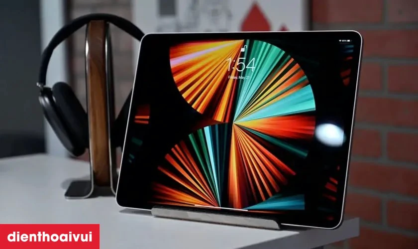 Pin Vmas thay cho iPad Pro 12.9 2021 c&oacute; tốt kh&ocirc;ng