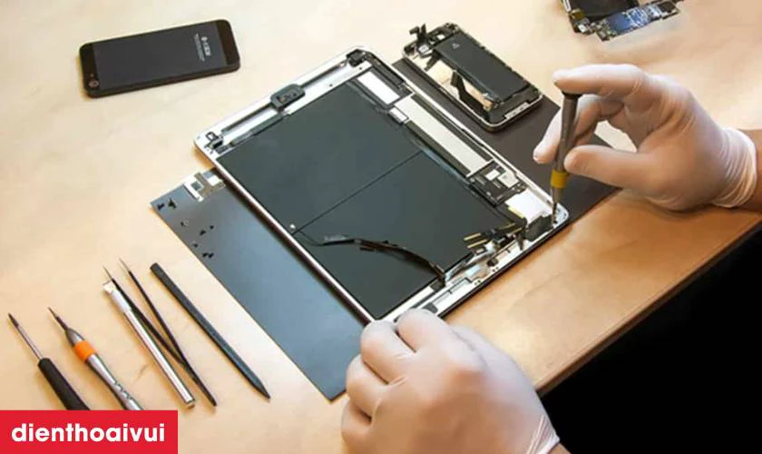 C&oacute; n&ecirc;n thay pin iPad Pro iPad Pro 12.9 2017 ch&iacute;nh h&atilde;ng Vmas kh&ocirc;ng?