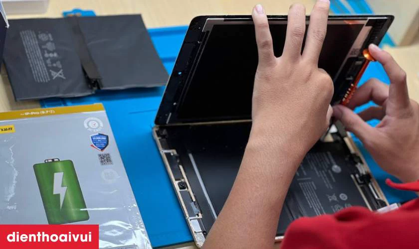 Đ&aacute;nh gi&aacute; t&igrave;nh trạng v&agrave; b&aacute;o gi&aacute; chi tiết