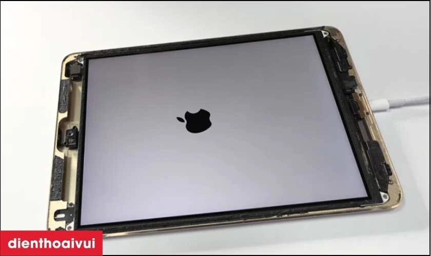 Các dấu hiệu nhận biết bạn cần thay pin iPad Pro M1 11 2021