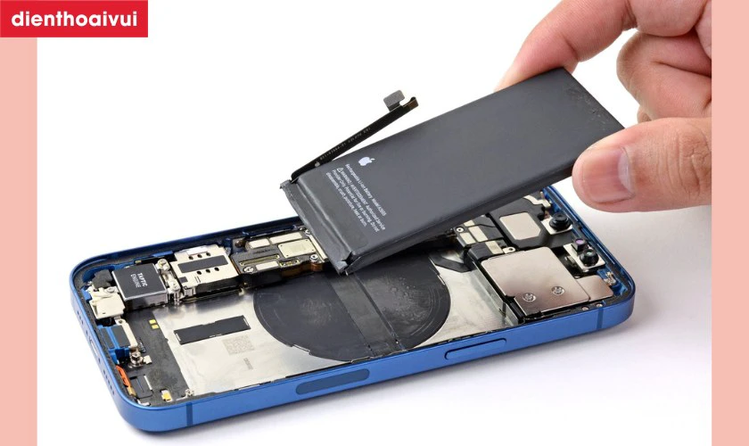 Quy trình thay pin iPhone - Bước 1: Kiểm tra và chẩn đoán tình trạng pin